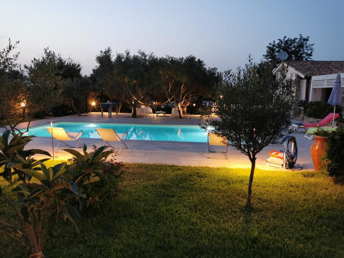 Villa Hibiscus Castellammare del Golfo Buitenkant foto
