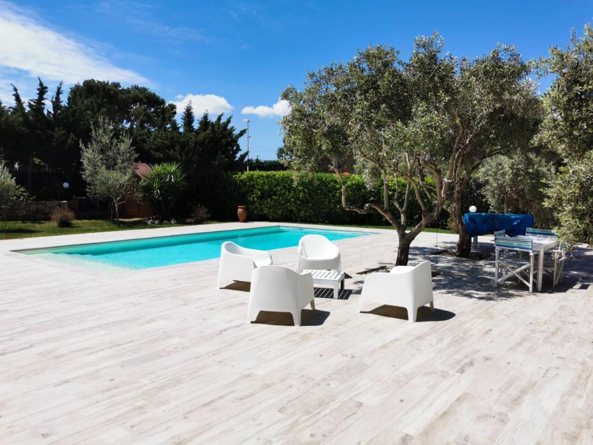 Villa Hibiscus Castellammare del Golfo Buitenkant foto