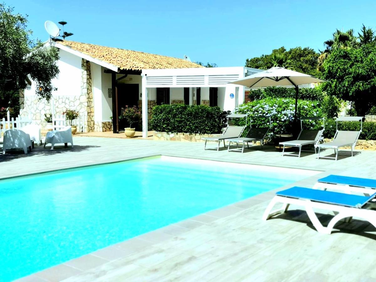 Villa Hibiscus Castellammare del Golfo Buitenkant foto