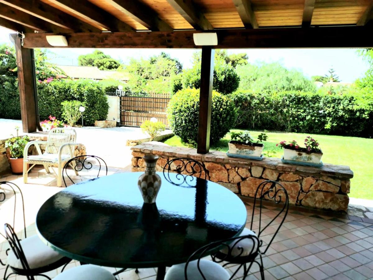 Villa Hibiscus Castellammare del Golfo Buitenkant foto